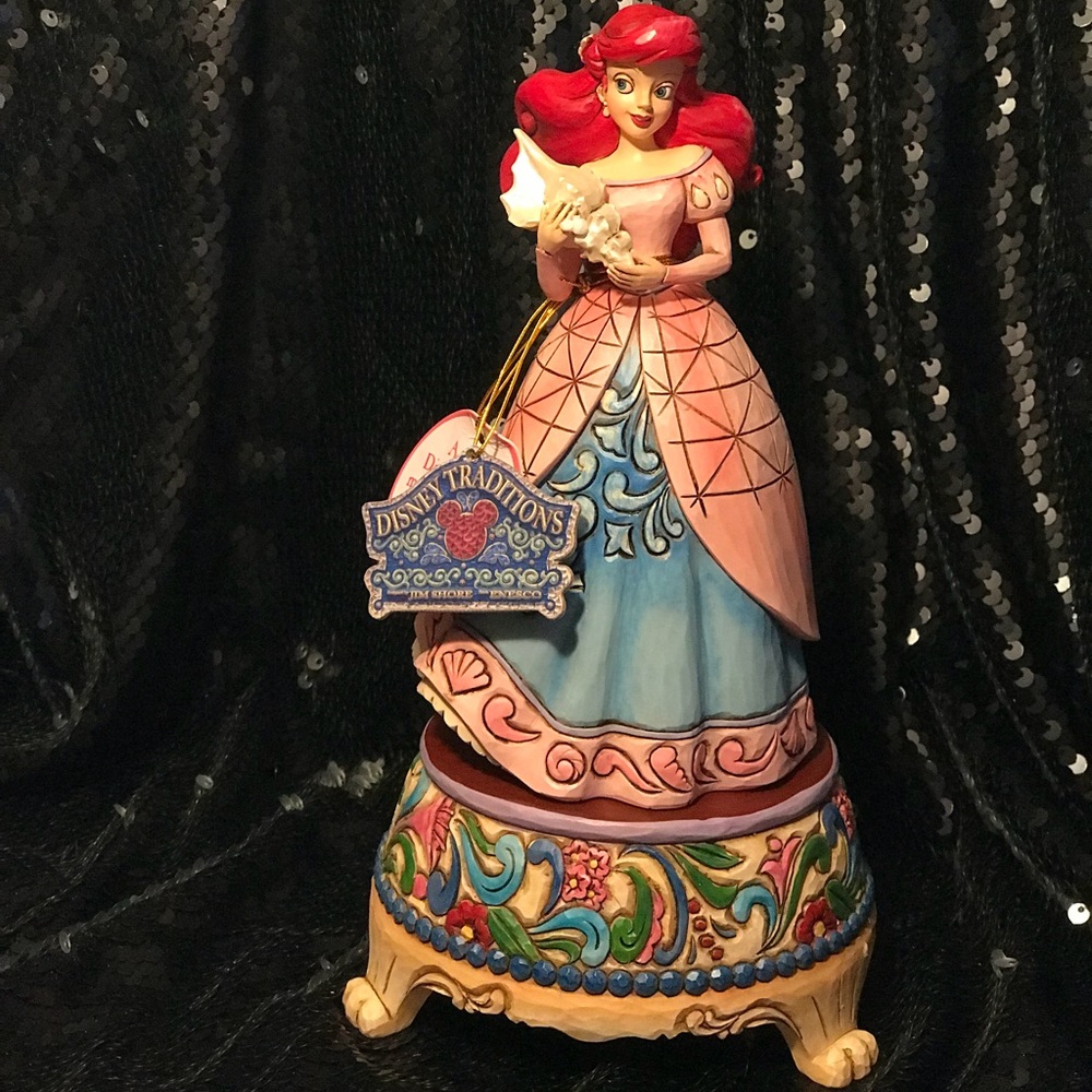 Walt Disney Showcase Collection